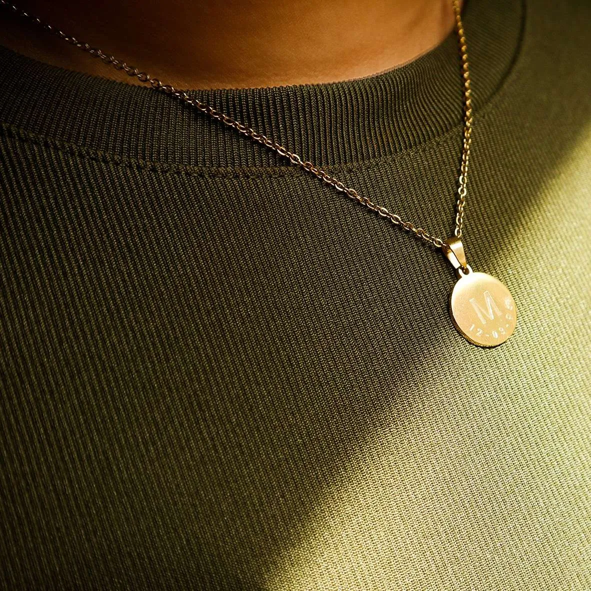 AVA - ENGRAVED NECKLACE