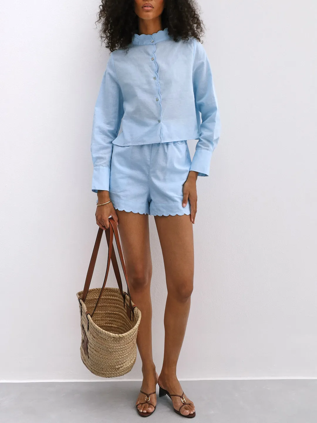 Aveline Scalloped Detail Linen Shorts | Pale Blue