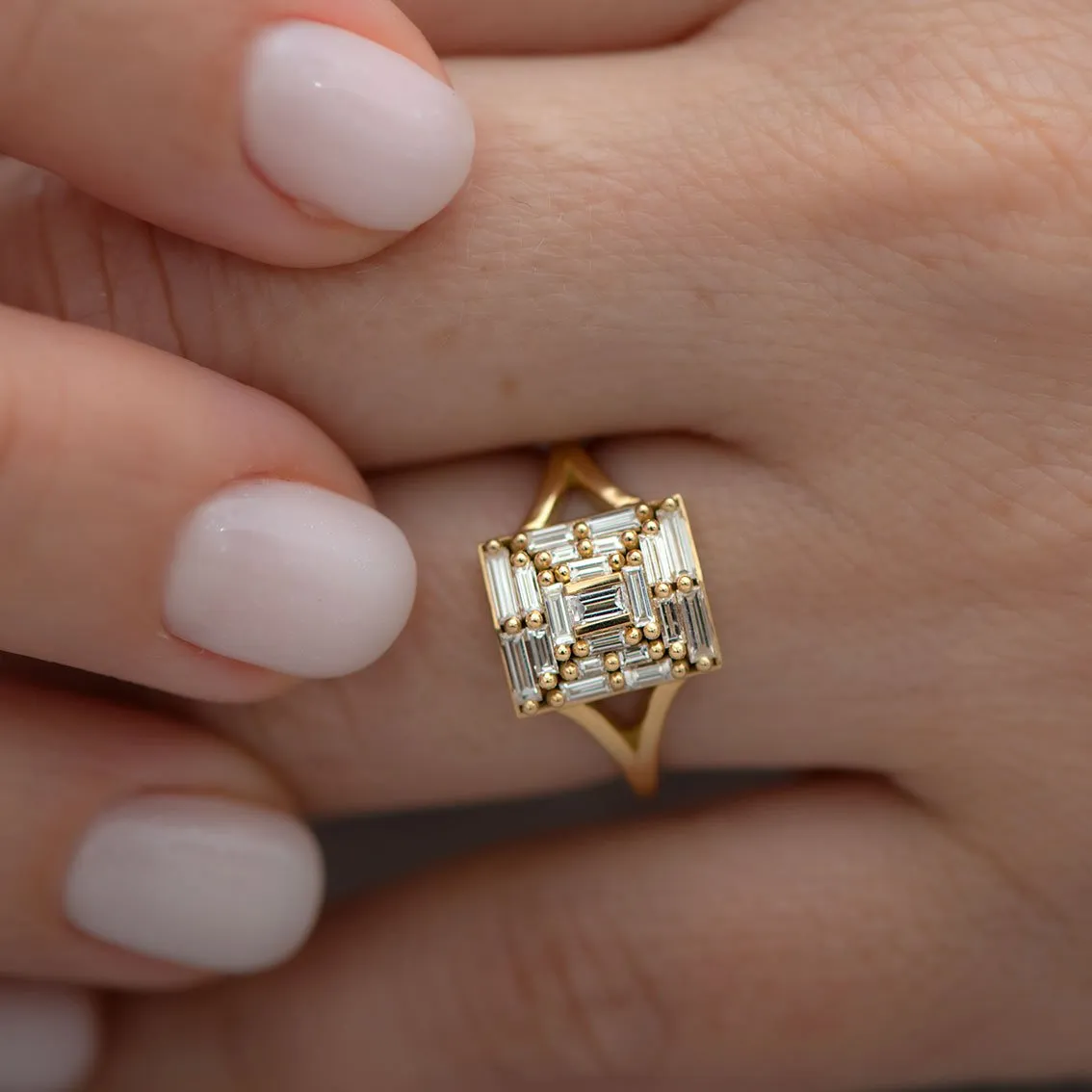 Baguette Cut Engagement Ring - Baguette Temple Ring