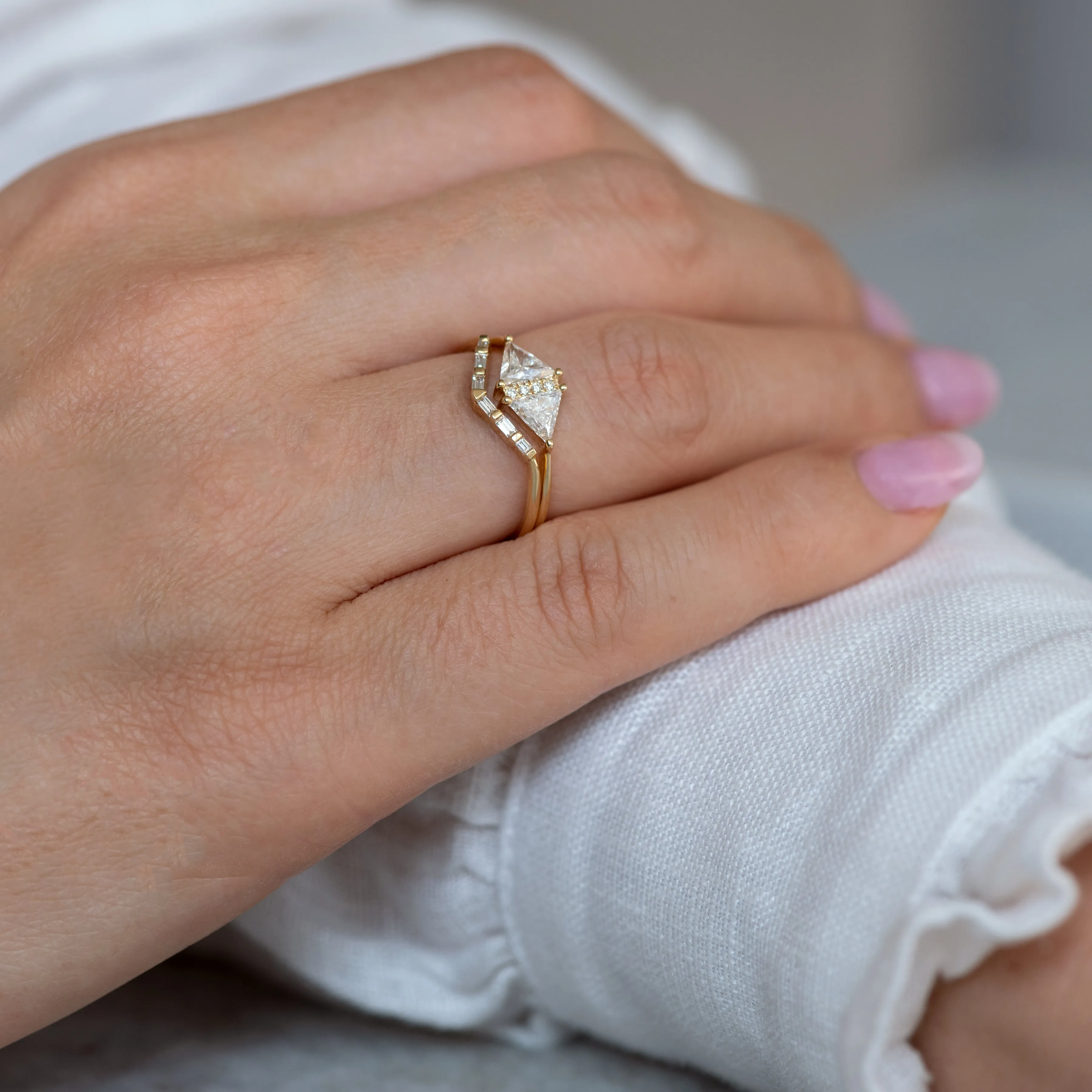 Chevron Wedding Ring with Baguette Diamonds - V Baguette Ring