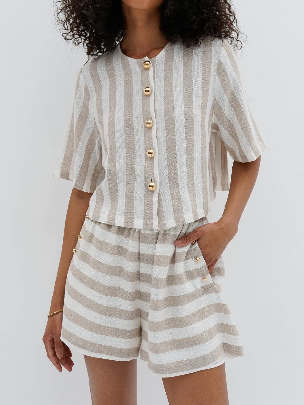 Simona Stripe Resort Shirt | Almond & White