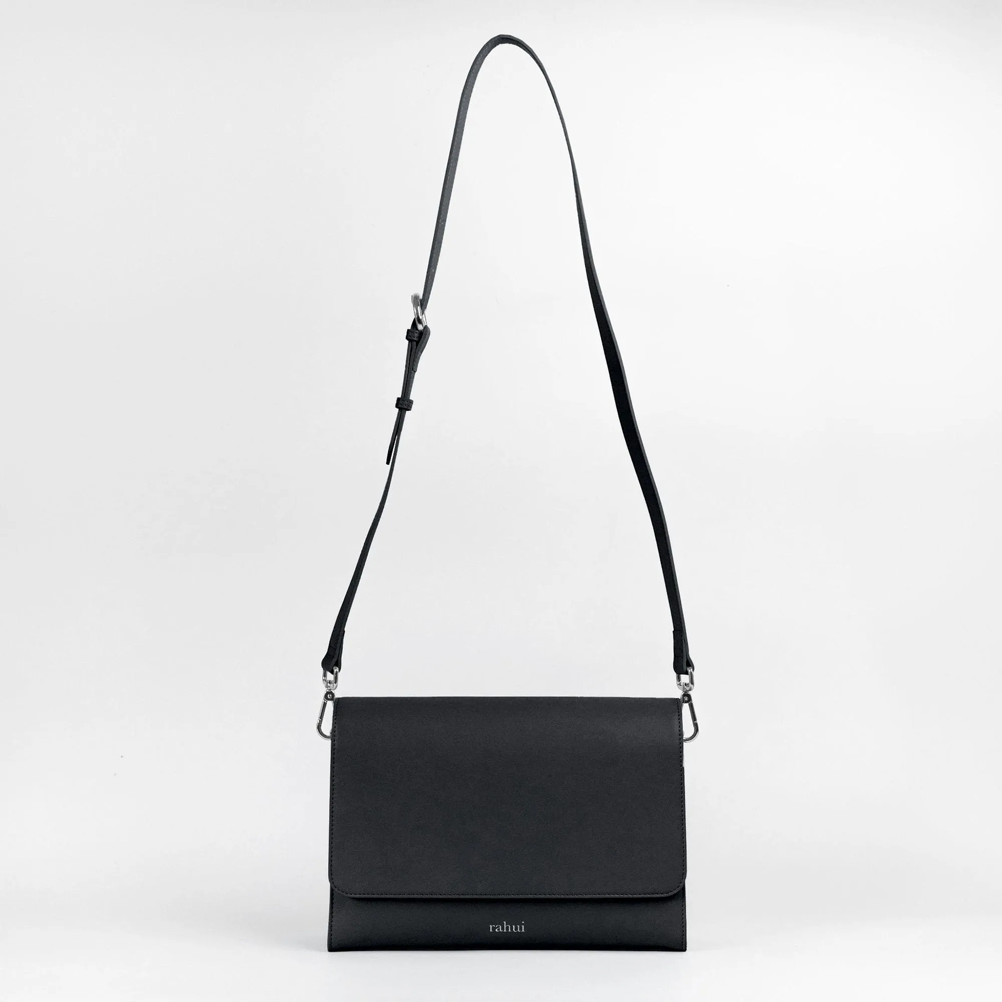 Wisteria Apple Leather Vegan Shoulder Bag | Black